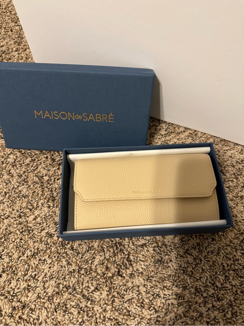 MAISON de SABRÉ Cream Leather Card & Key Holder